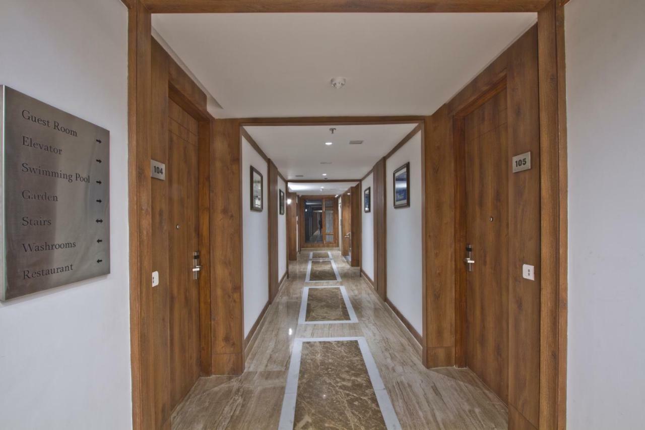 Alokik Resort- Pure Veg Manāli Екстериор снимка