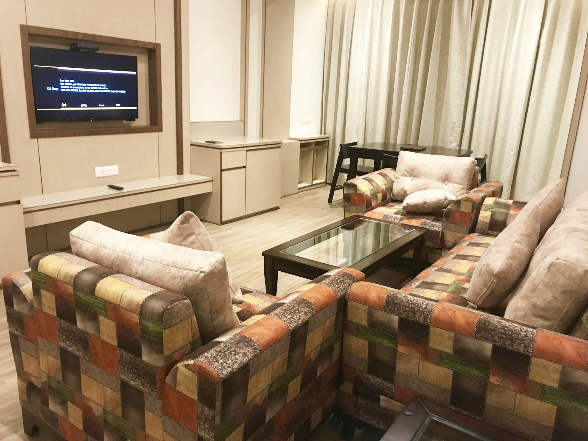Alokik Resort- Pure Veg Manāli Екстериор снимка